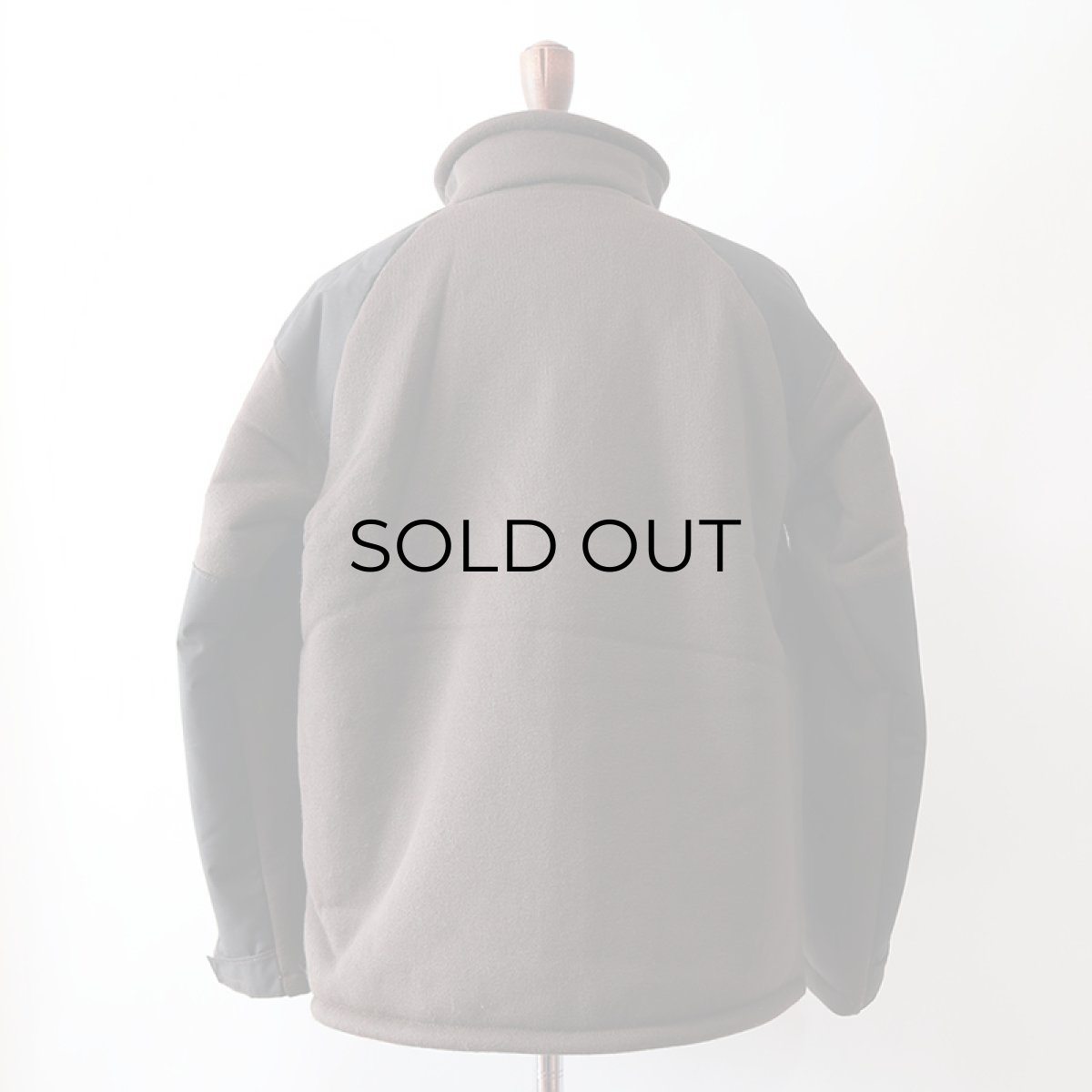 画像4: 90's US ARMY "BEAR JACKET" SYNTHETIC FIBER PILE COLD WEATHER ZIP JACKET "DEADSTOCK" 【SIZE : LARGE】 (4)