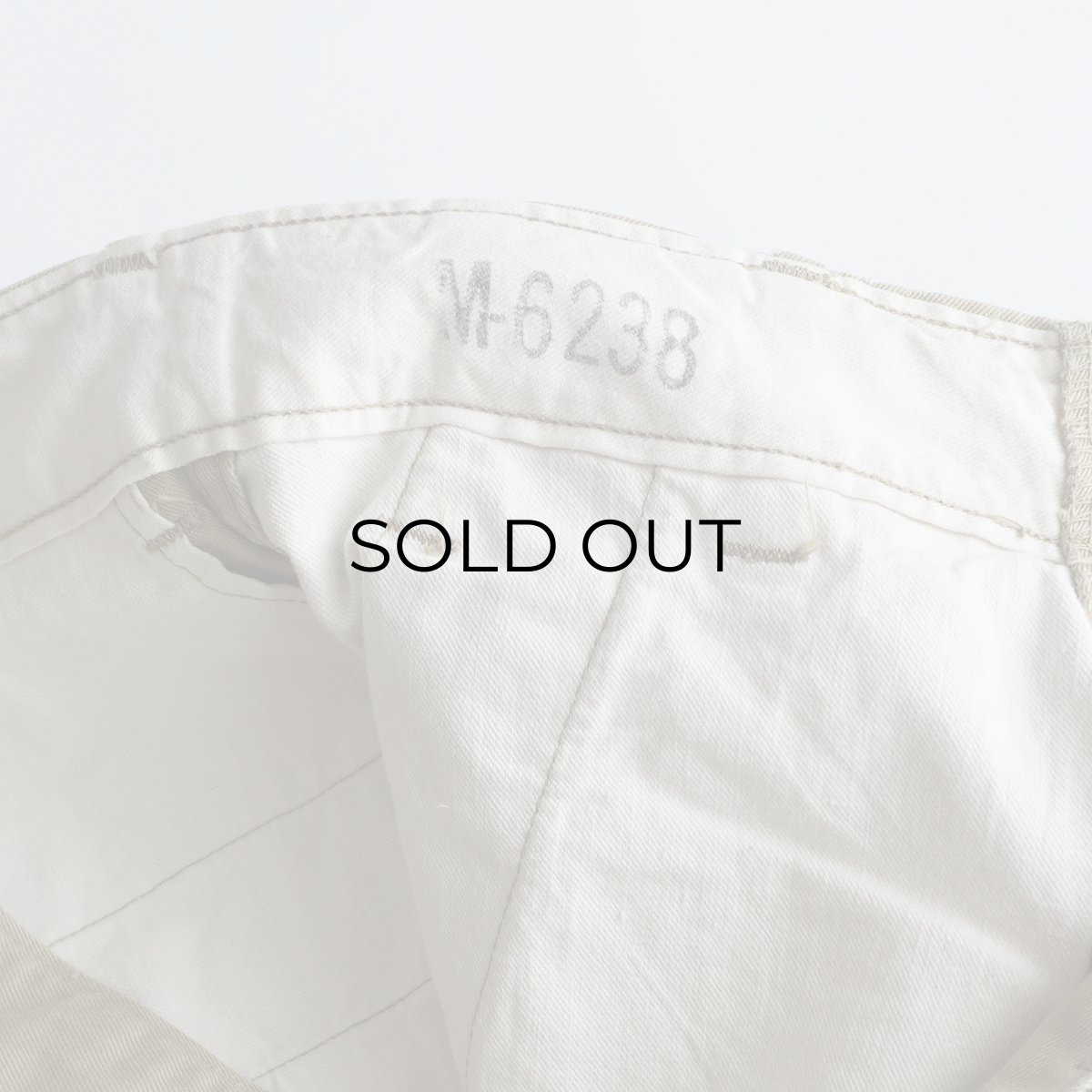 画像7: 50's US ARMY M-45 COTTON KHAKI TROUSERS【W31 x L31.5 程度】 (7)