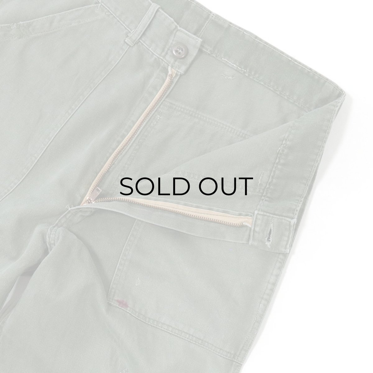 画像4: 60's-70's US ARMY COTTON SATEEN UTILITY BAKER PANTS 【W30 程度】 (4)