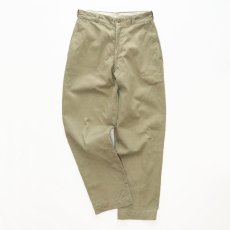 画像1: 〜60's US ARMY COTTON KHAKI TROUSERS【W29 程度】 (1)