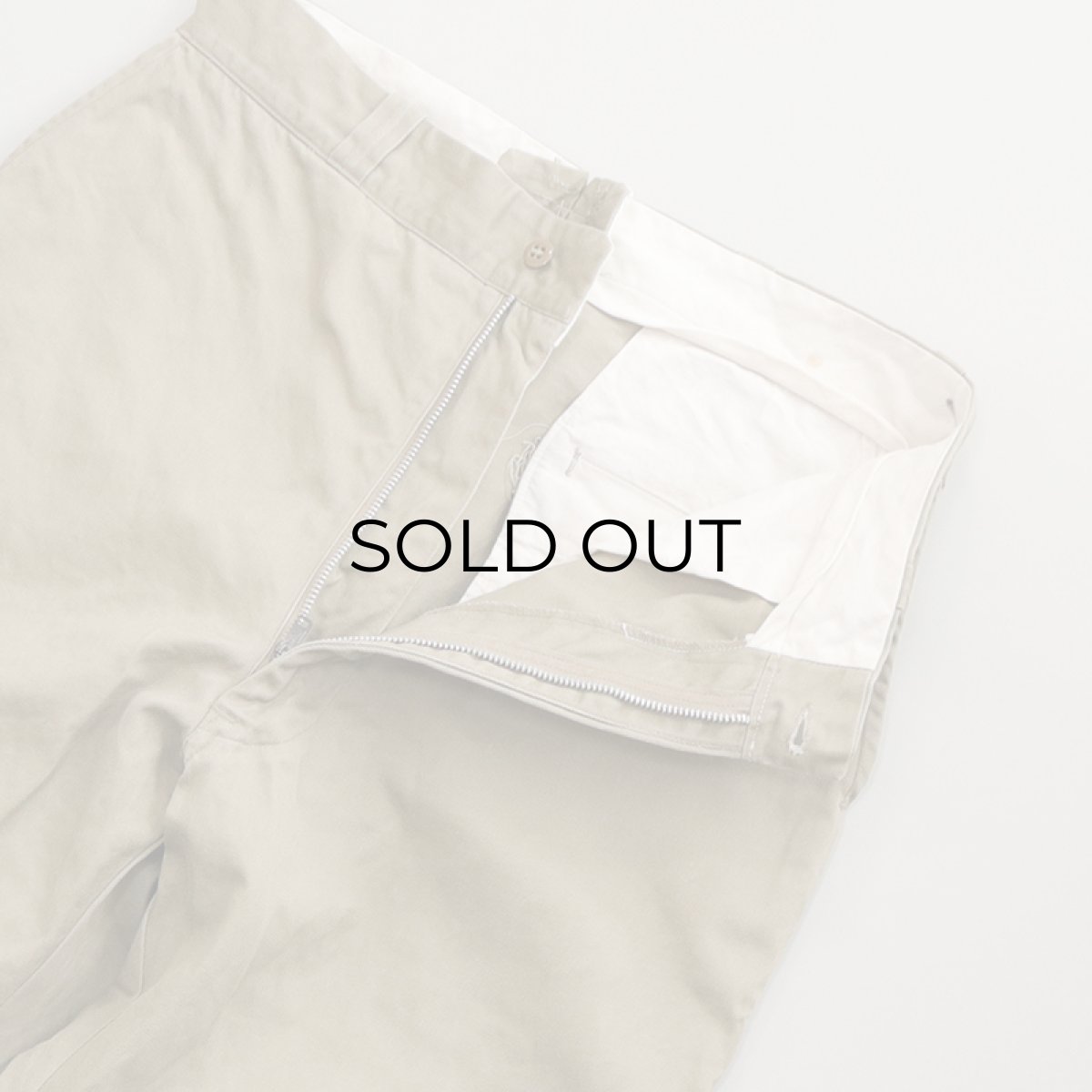 画像4: 60's US ARMY COTTON KHAKI TROUSERS "TAPERED CUSTOM" 【W30 程度】 (4)