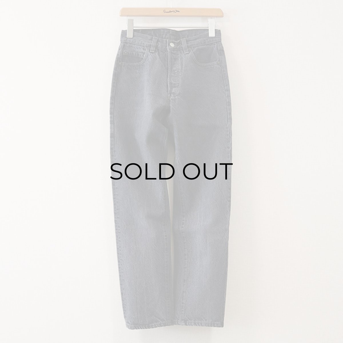 画像2: 80's LEVI'S 501 BLACK DENIM PANTS "made in USA" "INSEAM SINGLE"【W28 x L30 程度】 (2)