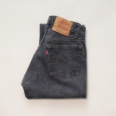 画像1: 80's LEVI'S 501 BLACK DENIM PANTS "made in USA" "INSEAM SINGLE"【W28 x L30 程度】 (1)