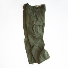 画像2: 70's US ARMY M-65 COTTON NYLON COLD WEATHER FIELD CARGO PANTS【SMALL-SHORT】 (2)