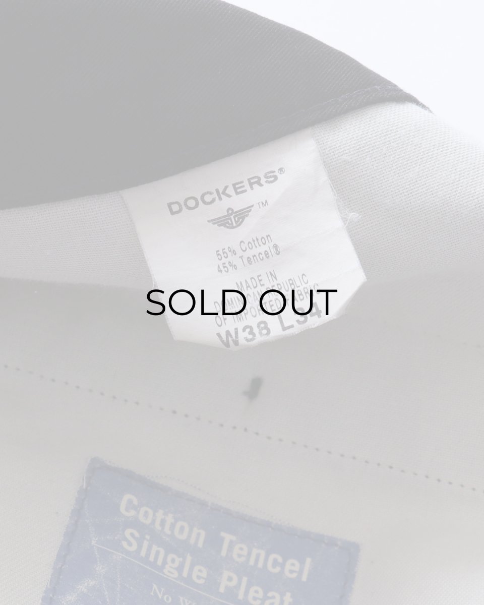 画像7: DOCKERS BLACK COTTON TENCEL TWILL TUCK PANTS【W38 x L33.5 程度】 (7)