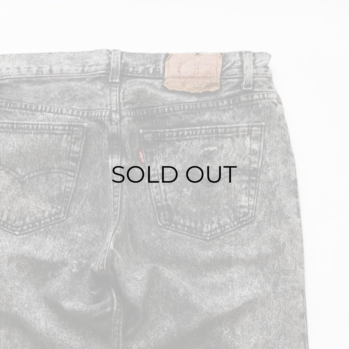 画像6: LEVI'S 501 ACID WASHED BLACK DENIM PANTS "made in USA" 【W34 x L36 程度】 (6)
