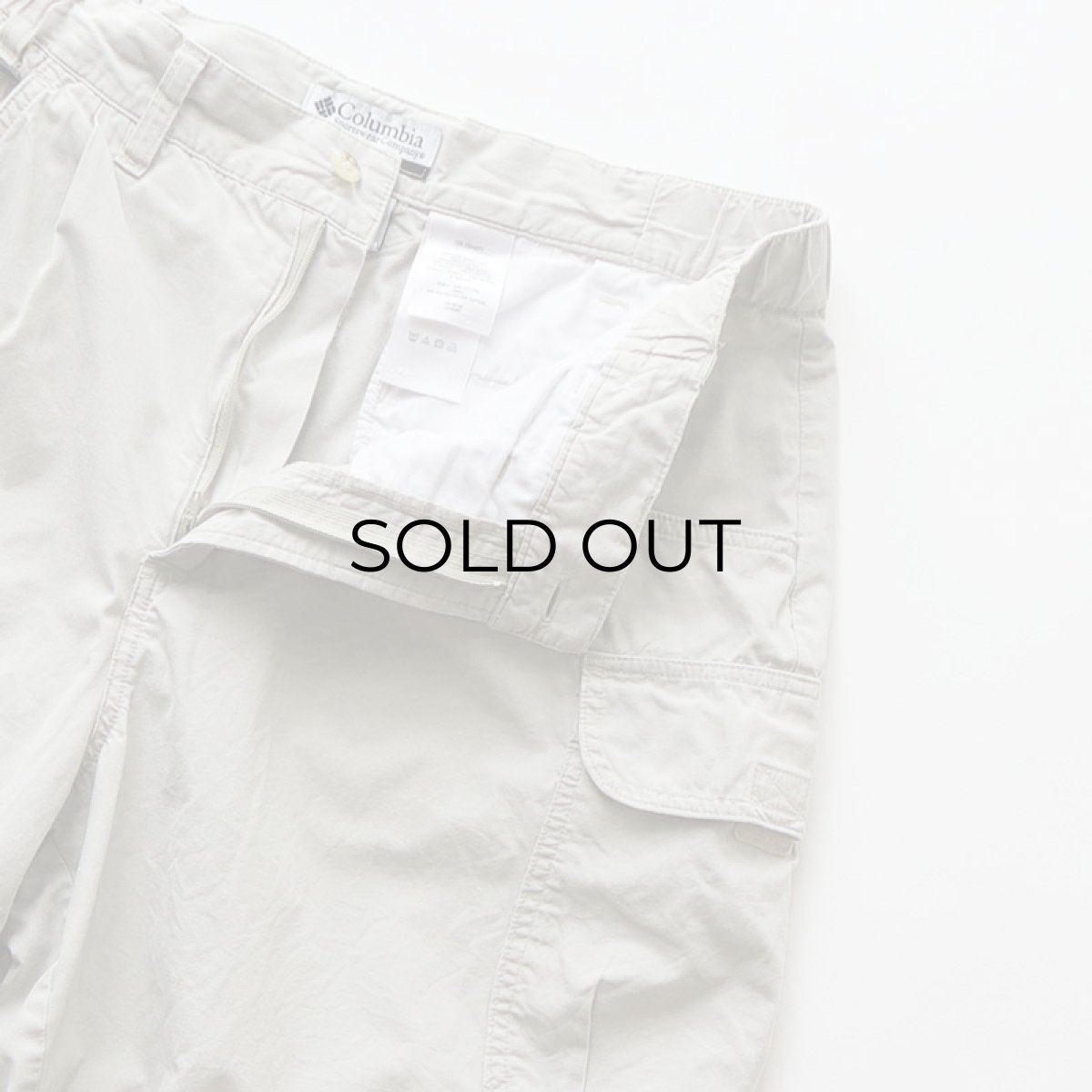 画像4: Columbia COTTON TUCK CARGO SHORTS 【W34 程度】 (4)