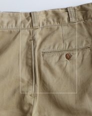 画像13: 50's US MILITARY COTTON TWILL KHAKI TROUSERS【W31 x L29 程度】 (13)