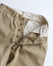 画像3: 50's US MILITARY COTTON TWILL KHAKI TROUSERS【W31 x L29 程度】 (3)