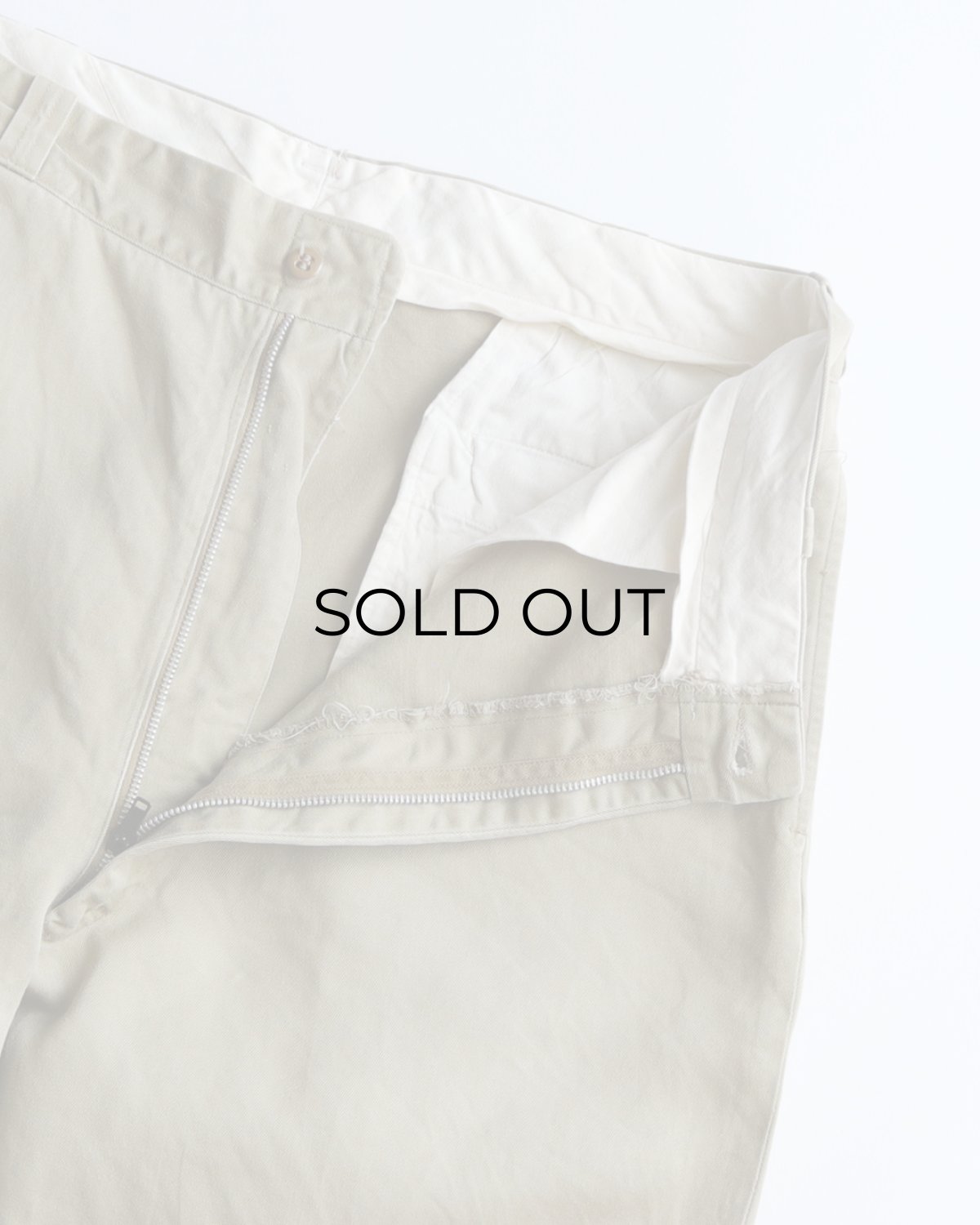 画像4: 60's US MILITARY COTTON TWILL KHAKI TROUSERS【W35 x L32 程度】 (4)