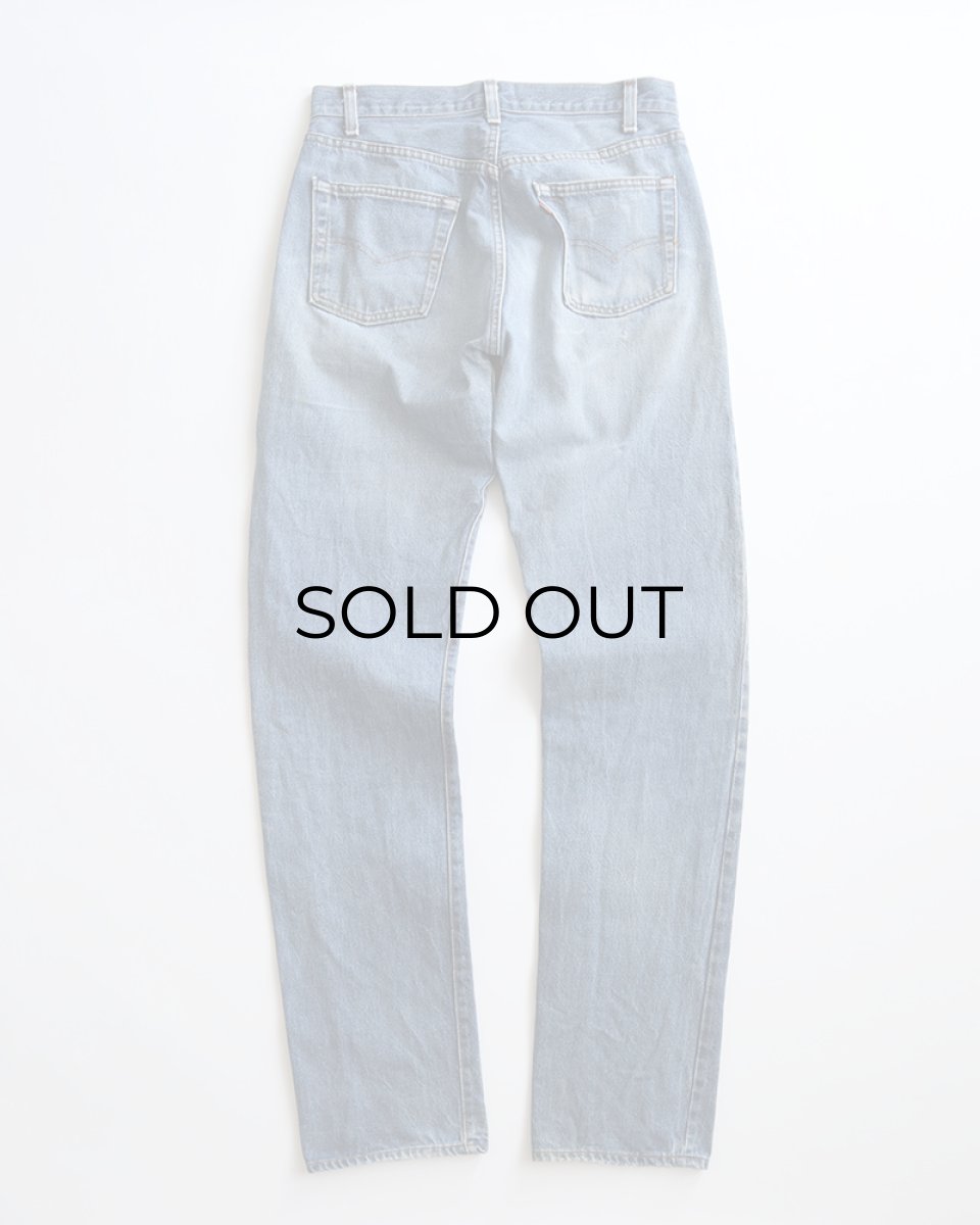 画像2: 80's LEVI'S 501 DENIM PANTS "INSEAM SINGLE" "BLACK BARTACK" "made in USA" 【W32 x L35.5 程度】 (2)