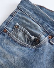 画像11: 80's LEVI'S 501 DENIM PANTS "INSEAM SINGLE" "BLACK BARTACK" "made in USA" 【W32 x L35.5 程度】 (11)
