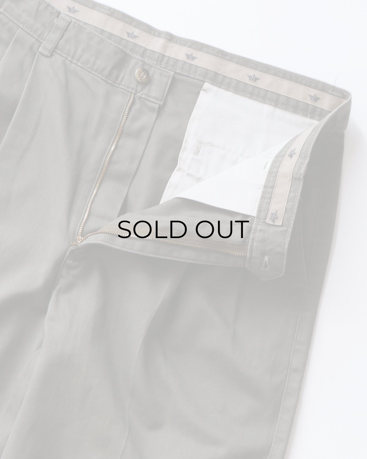 画像3: 〜00's DOCKERS COTTON TWILL TUCK PANTS【W34 x L33.5 程度】 (3)