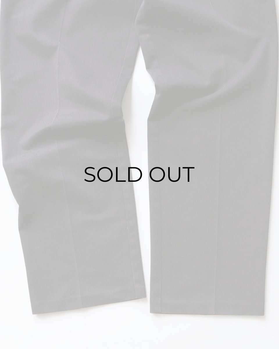 画像4: DOCKERS COTTON POLYESTER TWILL TUCK SLACKS【W35 x L34 程度】 (4)