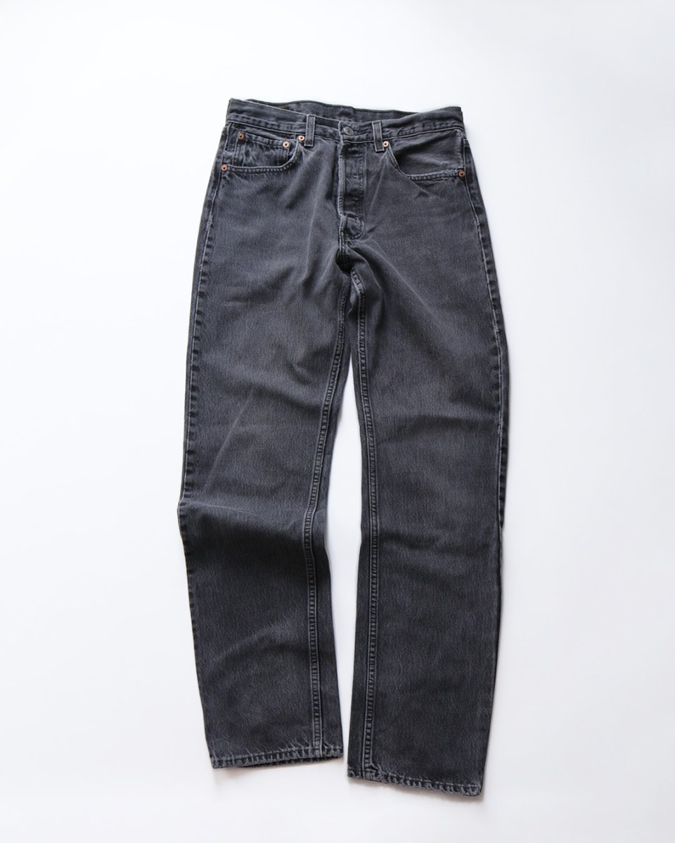画像1: LEVI'S 501 BLACK DENIM PANTS "made in USA" 【W31 x L33 程度】 (1)