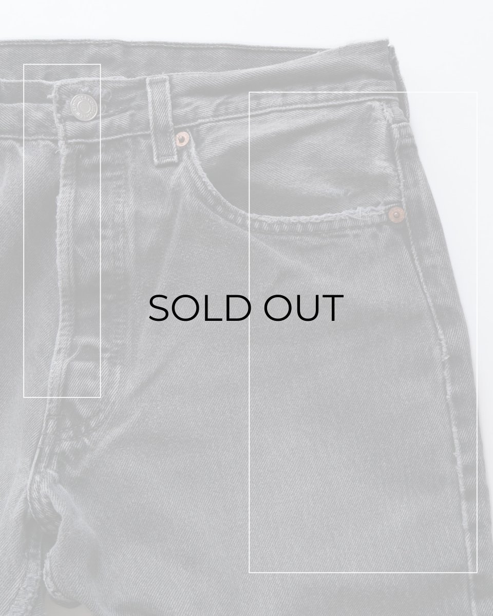画像10: LEVI'S 501 BLACK DENIM PANTS "made in USA" 【W31 x L33 程度】 (10)