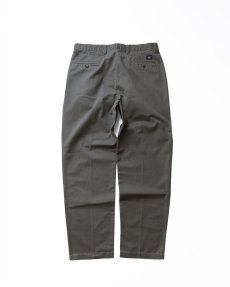 画像2: 〜00's DOCKERS COTTON TWILL TUCK PANTS【W36 x L33 程度】 (2)