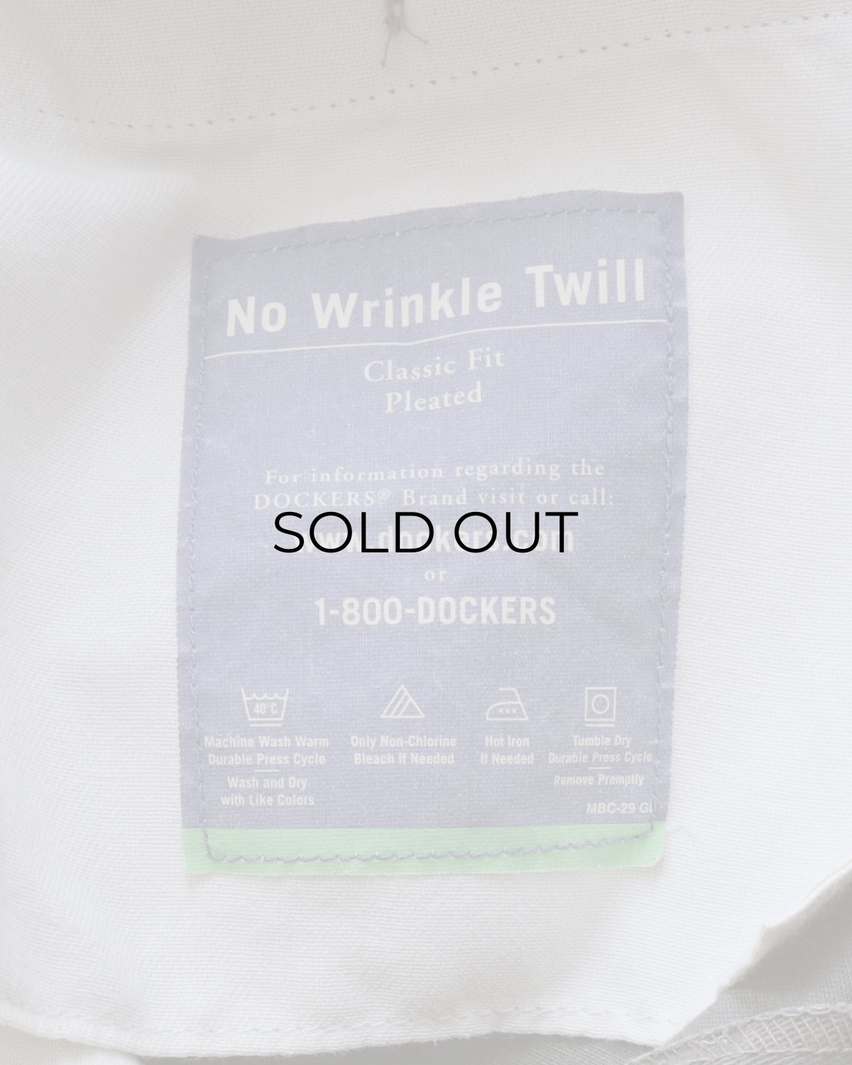 画像9: 〜00's DOCKERS COTTON TWILL TUCK PANTS【W36 x L33 程度】 (9)