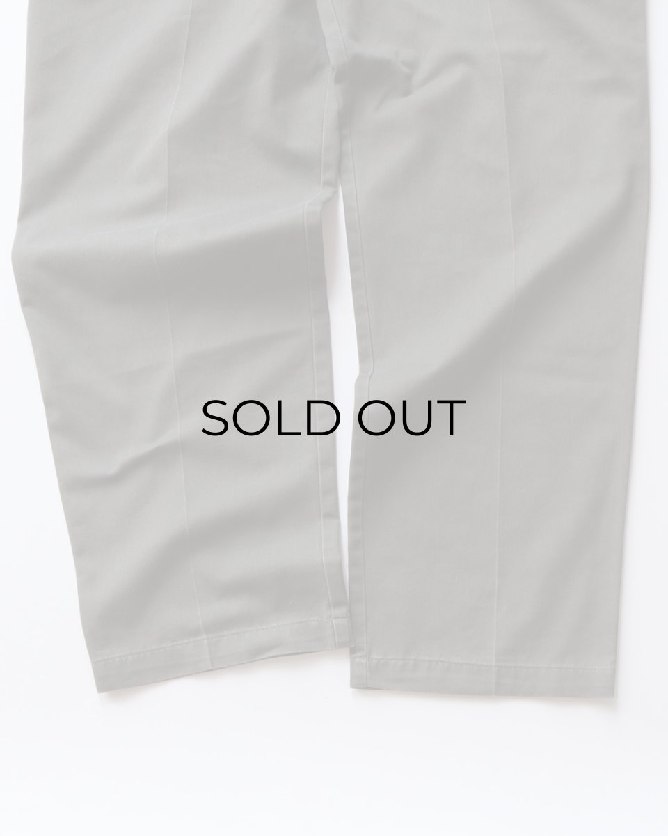 画像4: 〜00's DOCKERS COTTON TWILL TUCK PANTS【W36 x L33 程度】 (4)