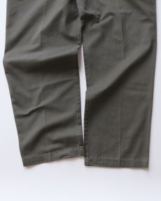 画像4: 〜00's DOCKERS COTTON TWILL TUCK PANTS【W36 x L33 程度】 (4)