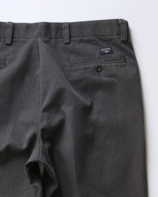 画像5: DOCKERS COTTON POLYESTER TWILL TUCK PANTS【W35 x L31 程度】 (5)