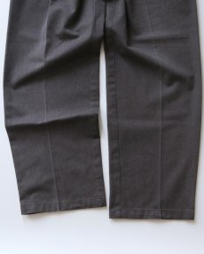 画像4: DOCKERS COTTON POLYESTER TWILL TUCK PANTS【W35 x L31 程度】 (4)