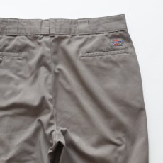 画像6: 〜90's Dickies 874 COTTON POLYESTER TWILL WORK PANTS "MADE IN USA"【W37 x L28 程度】 (6)