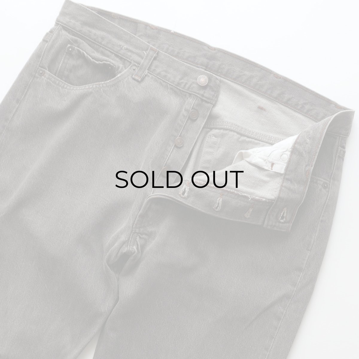 画像3: LEVI'S 501 BLACK DENIM PANTS "made in USA" 【W38 x L32 程度】 (3)