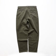 画像3: 〜00's Eddie Bauer COTTON TWILL TUCK PANTS【W37 x L32 程度】 (3)