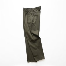 画像2: 〜00's Eddie Bauer COTTON TWILL TUCK PANTS【W37 x L32 程度】 (2)
