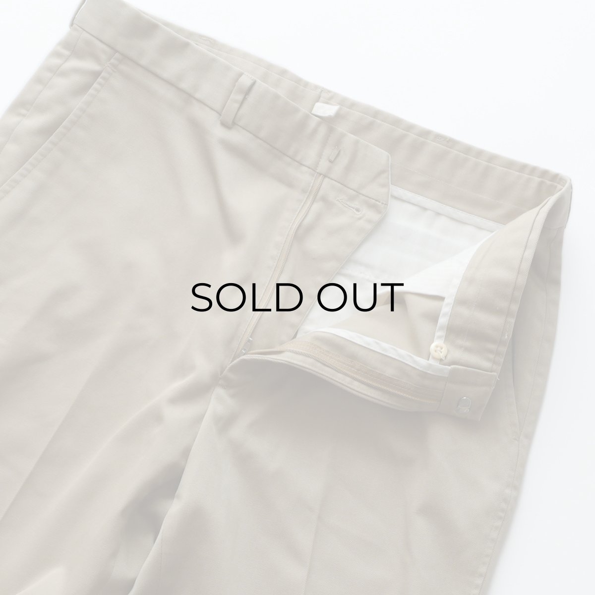 画像4: 〜90's LANDS' END COTTON POLYESTER TWILL NO TUCK PANTS "MADE IN USA"【W34 x L28.5 程度】 (4)