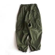 画像2: 50's US ARMY M-51 NYLON POPLIN ARCTIC TROUSER-SHELL OVER PANTS【SMALL-SHORT? 程度】 (2)
