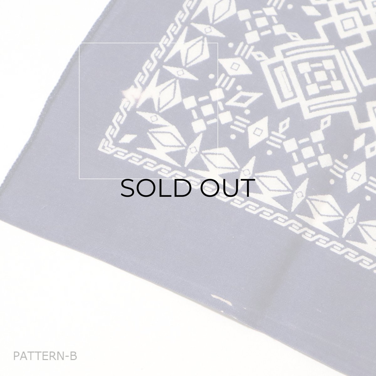 画像10: VINTAGE COTTON BANDANA (10)