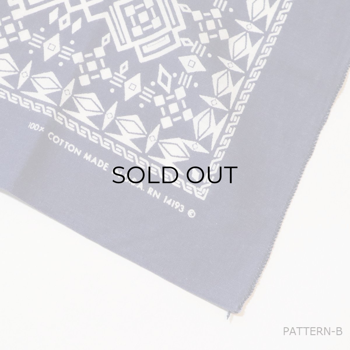 画像8: VINTAGE COTTON BANDANA (8)