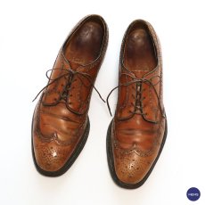 画像1: OLD Alan Mcafee by Church's LEATHER WING TIP SHOES "MADE IN ENGLAND"【size : 8 1/2 B ?】 (1)