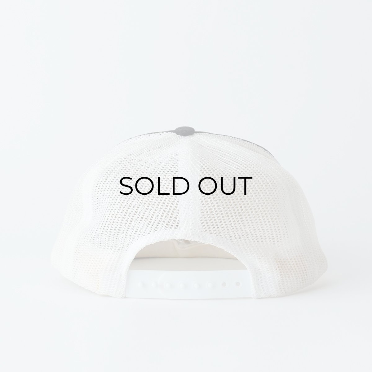 画像4: 80's CARDINAL CAP & JACKET CO. 2-TONE TRUCKER MESH CAP with PATCH "D&D SERVICE" (4)