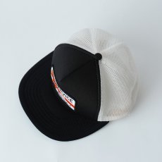画像3: 80's CARDINAL CAP & JACKET CO. 2-TONE TRUCKER MESH CAP with PATCH "D&D SERVICE" (3)