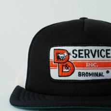 画像6: 80's CARDINAL CAP & JACKET CO. 2-TONE TRUCKER MESH CAP with PATCH "D&D SERVICE" (6)