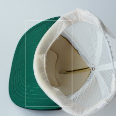 画像9: 80's CARDINAL CAP & JACKET CO. 2-TONE TRUCKER MESH CAP with PATCH "D&D SERVICE" (9)