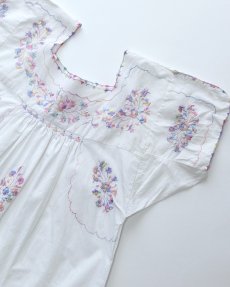 画像4: OLD UNKNOWN BRAND COTTON LINEN HANDMADE EMBROIDERED DRESS (4)