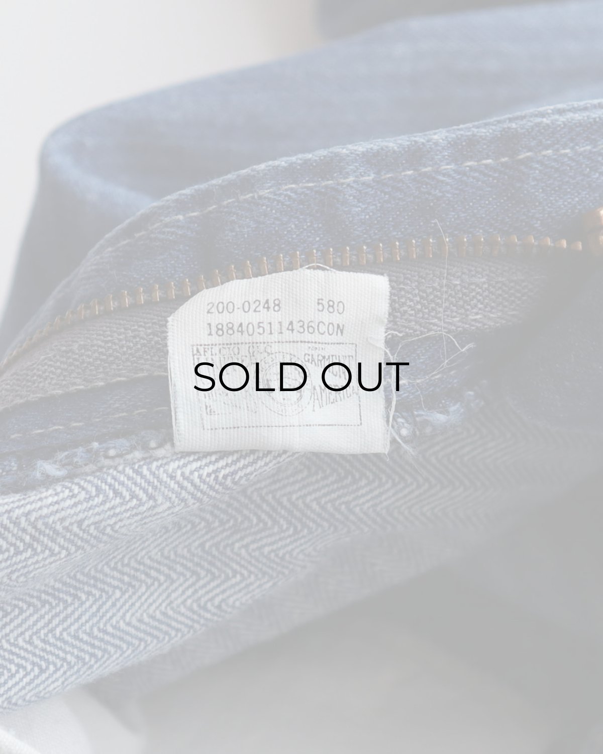 画像9: 80's Lee 200 COTTON HERRINGBONE DENIM STRAIGHT PANTS "MADE IN USA" 【SIZE : W29 x L31.5 程度】 (9)