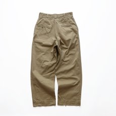 画像2: 60's US MILITARY COTTON TWILL KHAKI TROUSERS【W28 x L26 程度】 (2)