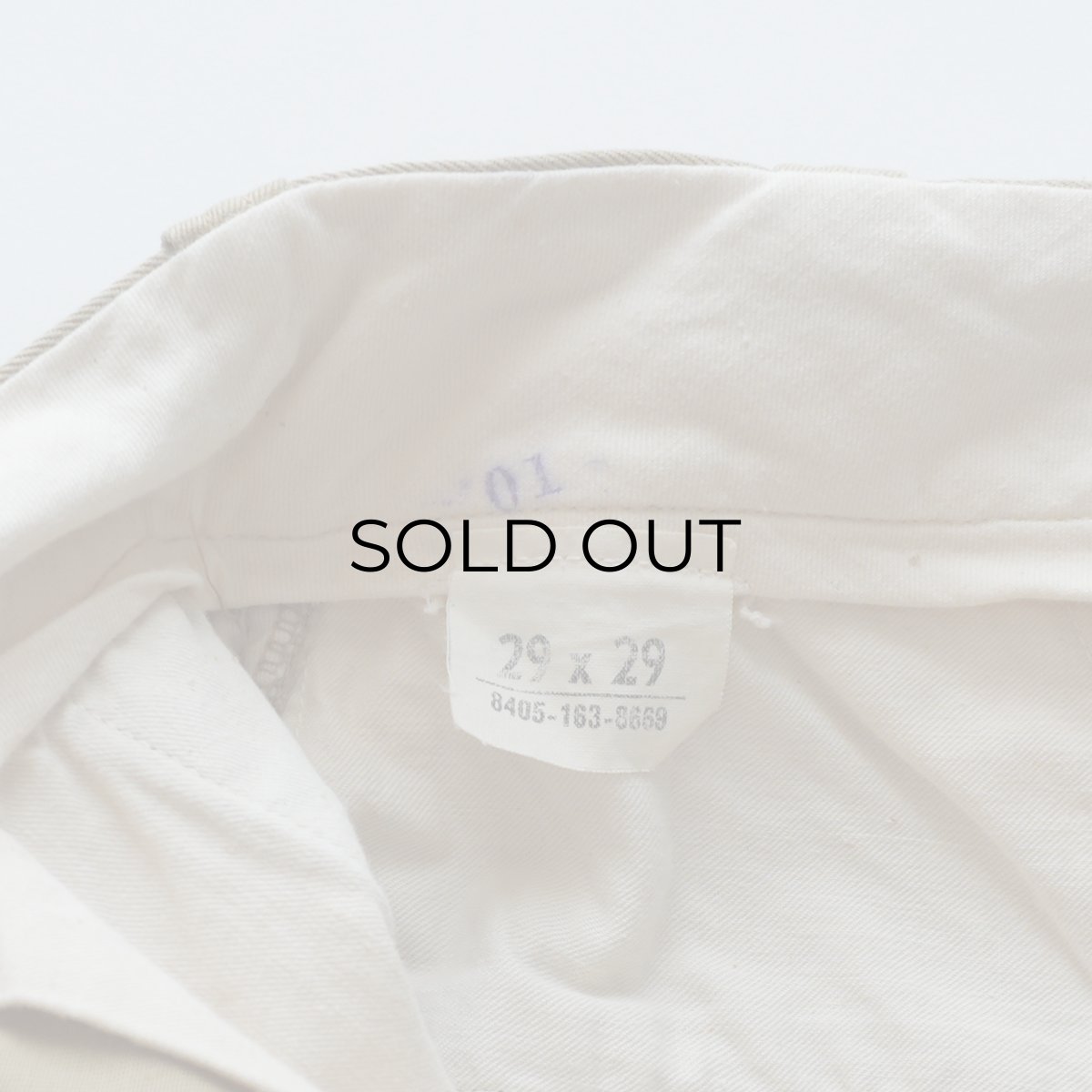 画像7: 60's US MILITARY COTTON TWILL KHAKI TROUSERS【W28 x L26 程度】 (7)