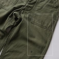画像12: 60's US ARMY COTTON SATEEN UTILITY BAKER PANTS with PATCH【SIZE W28 x L27 程度】 (12)
