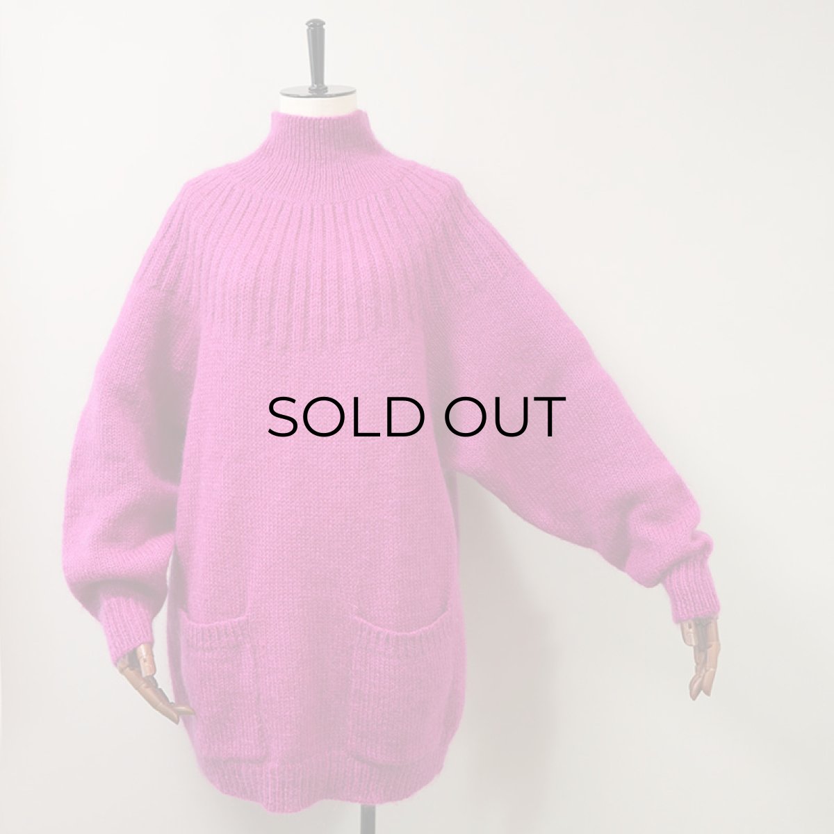 画像4: CASUAL CORNER MOHAIR ACRYLIC KNIT BOTTLE NECK LOOSE SILHOUETTE SWEATER (4)