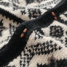 画像7: OLD Nomadic Traders WOOL HAND KNIT CARDIGAN "HAND MADE IN NEPAL" (7)
