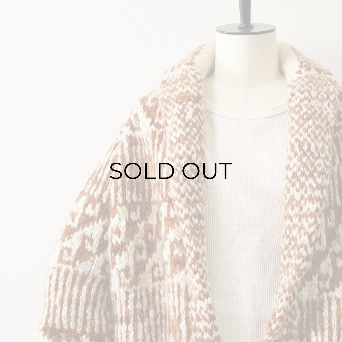 画像4: OLD UNKNOWN BRAND WOOL HAND KNIT SHAWL COLLAR CARDIGAN (4)