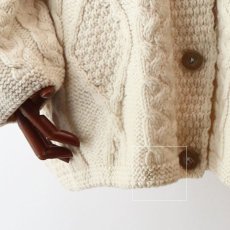 画像8: OLD CONNEMARA KNITWEAR WOOL ARAN KNIT CARDIGAN (8)