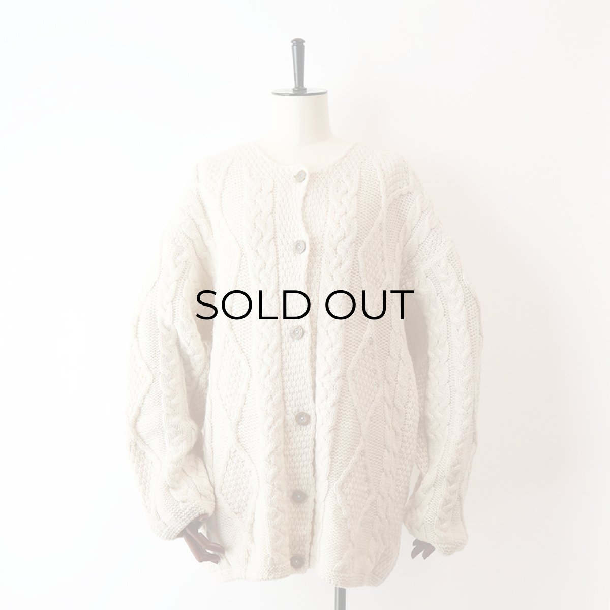 画像9: OLD CONNEMARA KNITWEAR WOOL ARAN KNIT CARDIGAN (9)