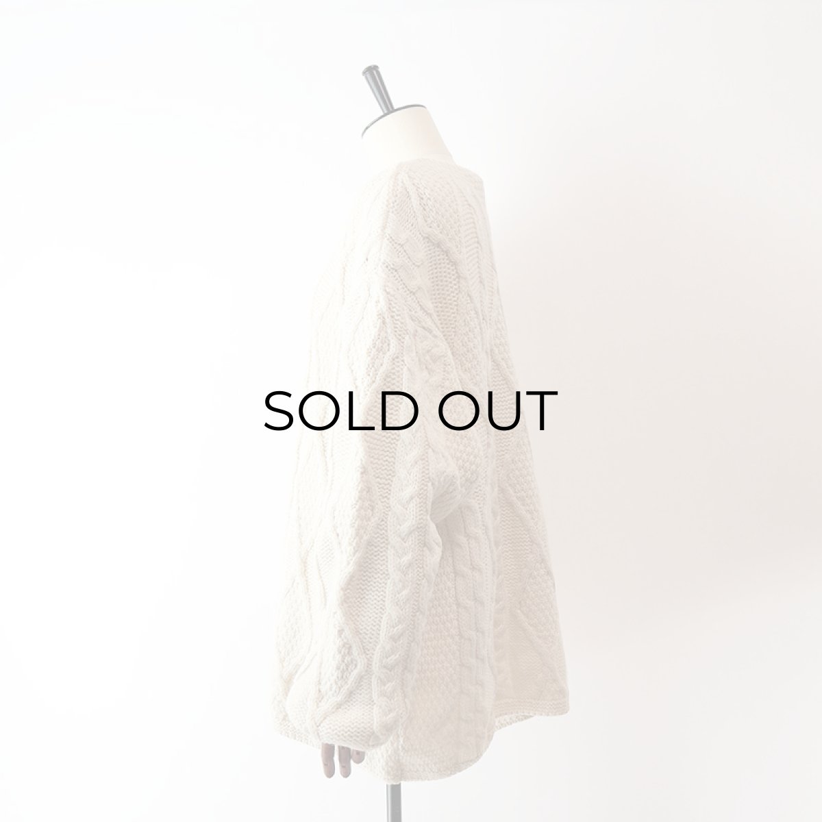 画像10: OLD CONNEMARA KNITWEAR WOOL ARAN KNIT CARDIGAN (10)